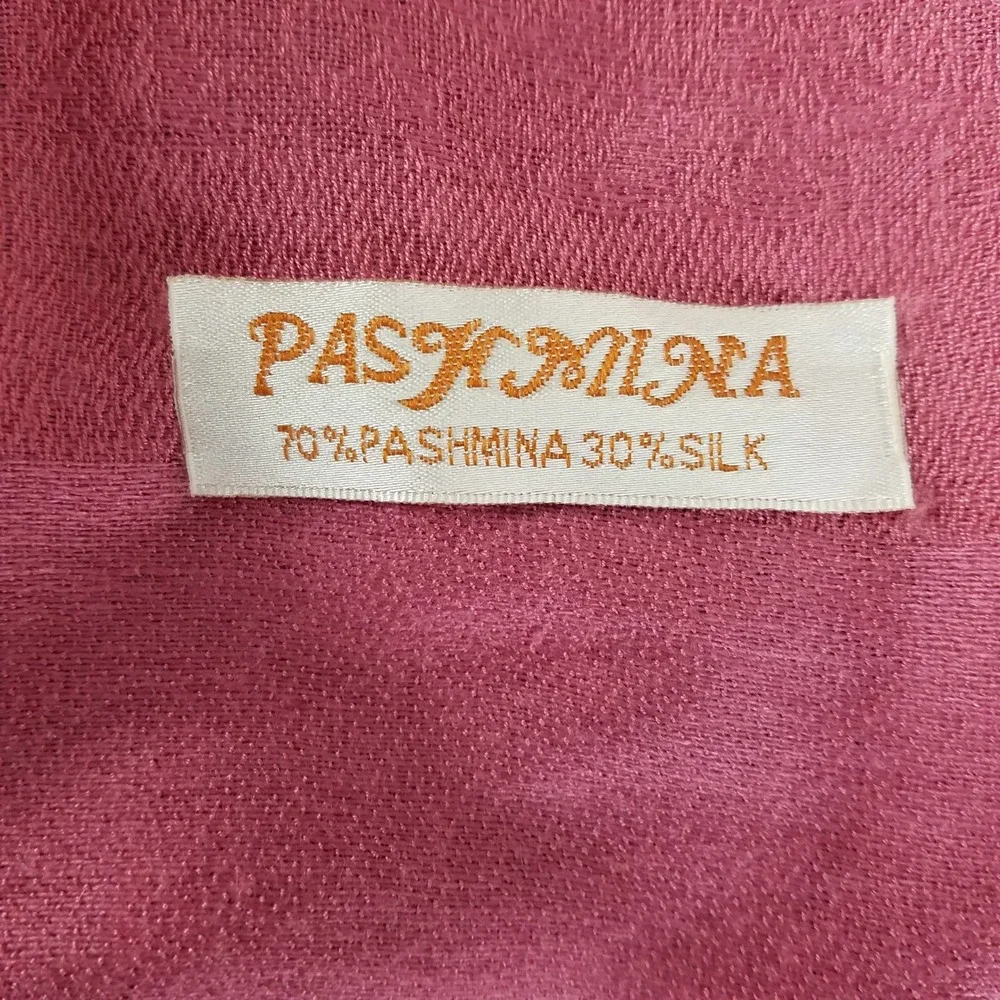 pashmina scarf has